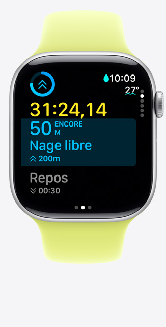 Apple Watch Series 11, boîtier en aluminium, argent, écran affichant l’entraînement personnalisé pour la nage en piscine, données à l’écran, bracelet sport, jaune fluo