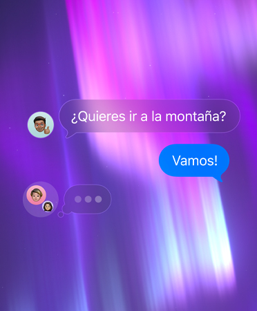 Chat grupal en Mensajes, con un fondo abstracto rosado, morado y azul