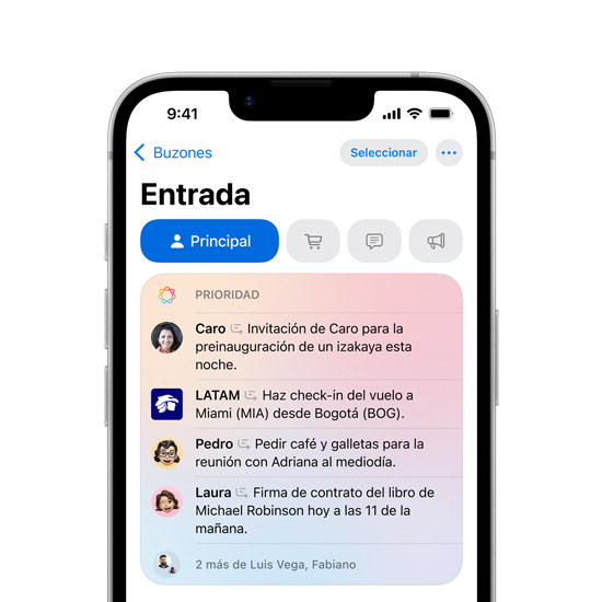 Vista parcial de la pantalla de un iPhone 16e que muestra mensajes prioritarios en Mail.