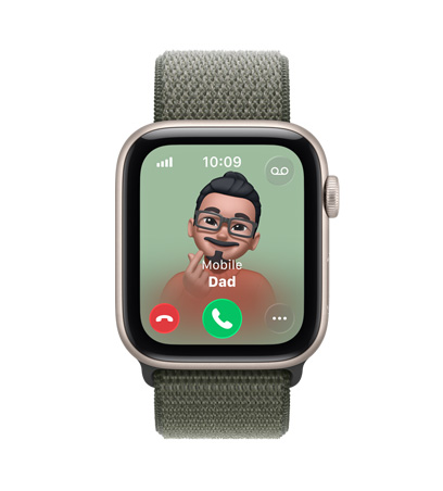 Apple Watch SE 3, aluminiumboett i färgen stjärnglans, inkommande samtal från pappa, kontaktbild med Memoji, knappar för att svara på eller avvisa samtalet